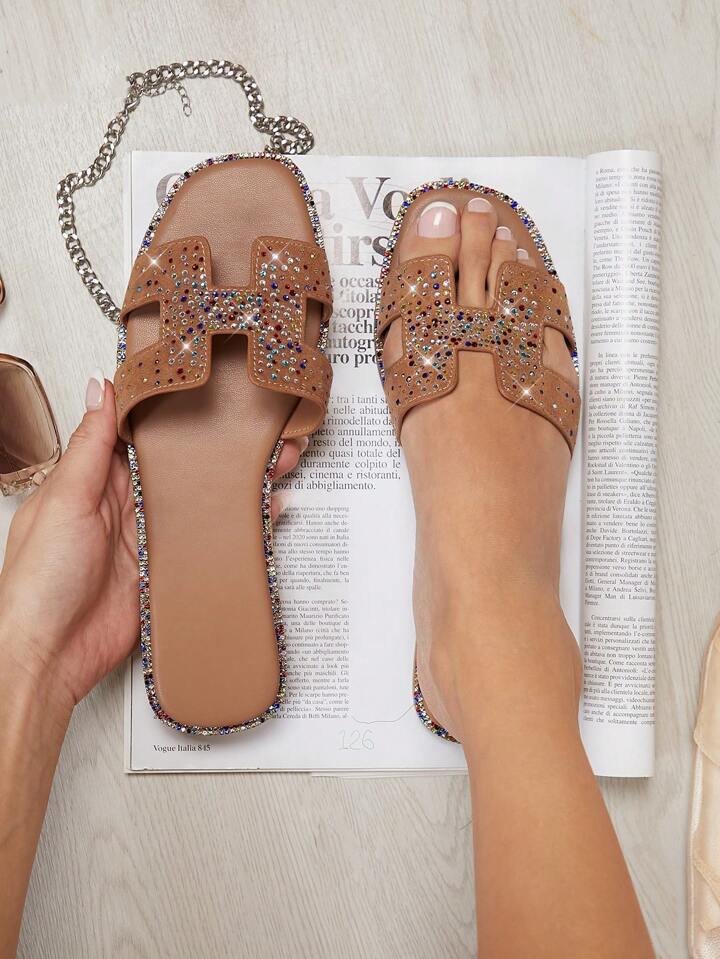 Women'S Fashionable Flat Sandals With Brown Rhinestone Decoration