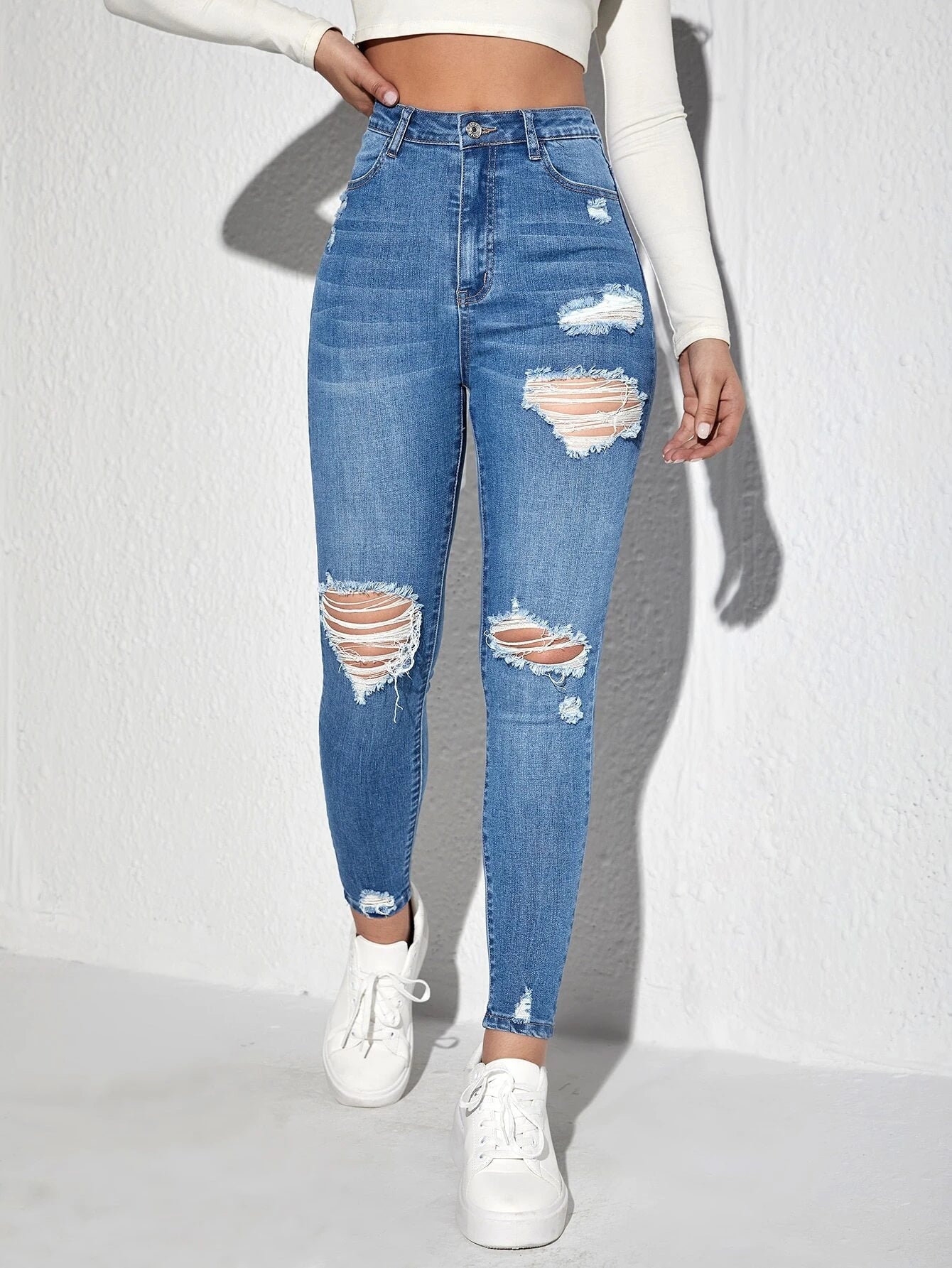 Ripped Detail Skinny Jeans4