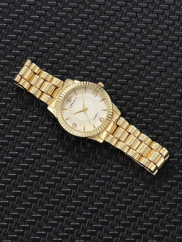 Round Pointer Quartz Watch