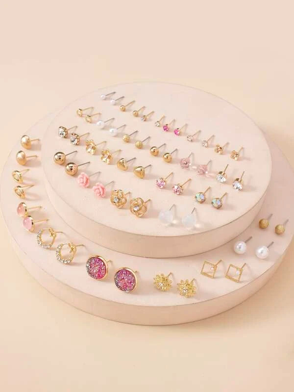 30pairs Rhinestone Decor Stud Earrings