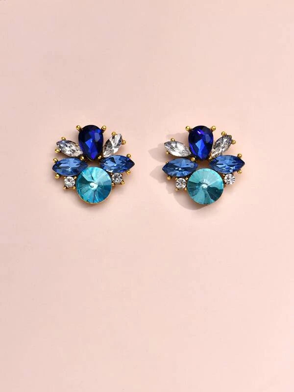 Rhinestone Decor Stud Earrings xd4 in BLUE / PINK Color