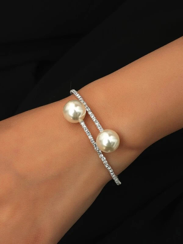 Faux Pearl Decor Bracelet