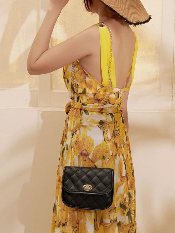 Mini Minimalista Twist Lock steppelt láncos Crossbody táska