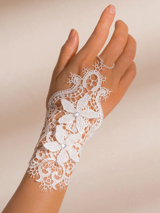 Lace Mittens Bracelet