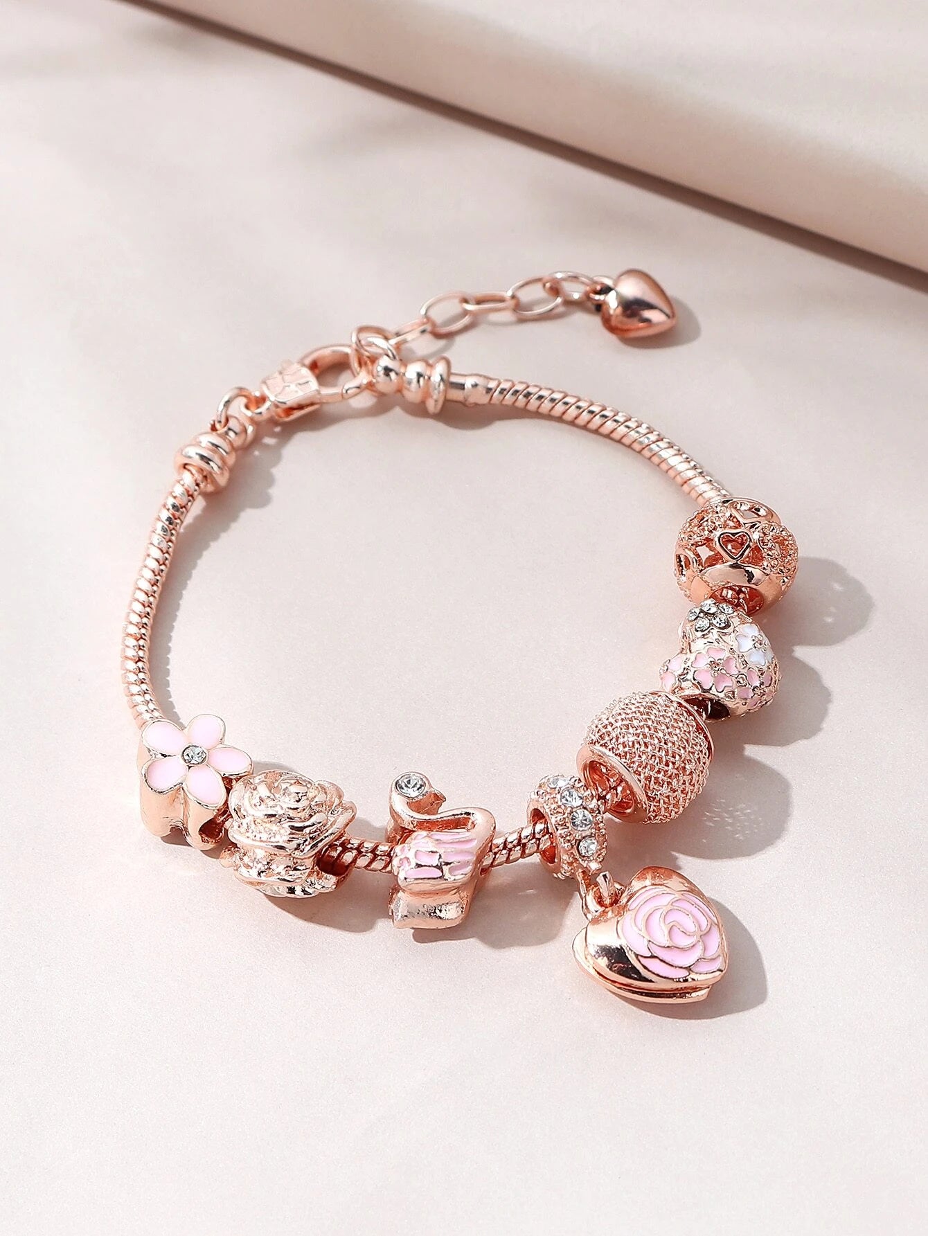 Rhinestone Decor Heart Charm Bracelet