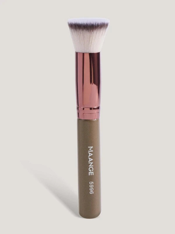 1pc Foundation Brush (in 4 COLORS)