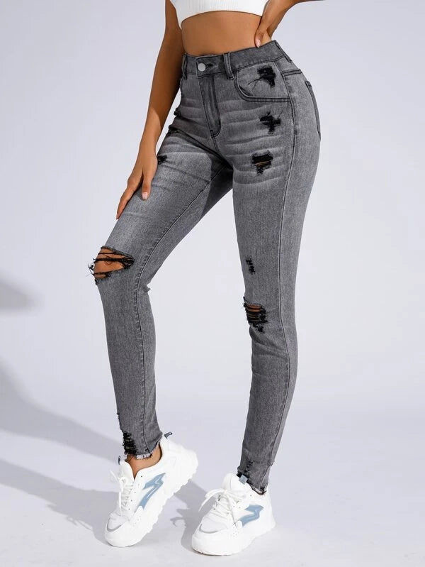 Ripped Frayed Hem Skinny Jeans88