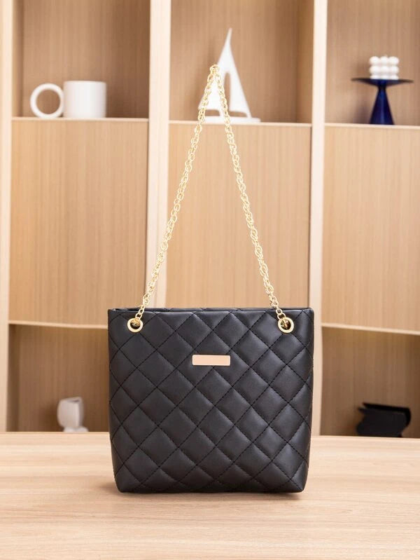 Quilted Metal Detail Chain Shoulder Bag