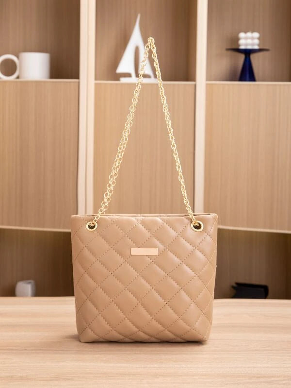 Quilted Metal Detail Chain Shoulder Bag