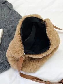 Stitch Detail Bolyhos Hobo Bag