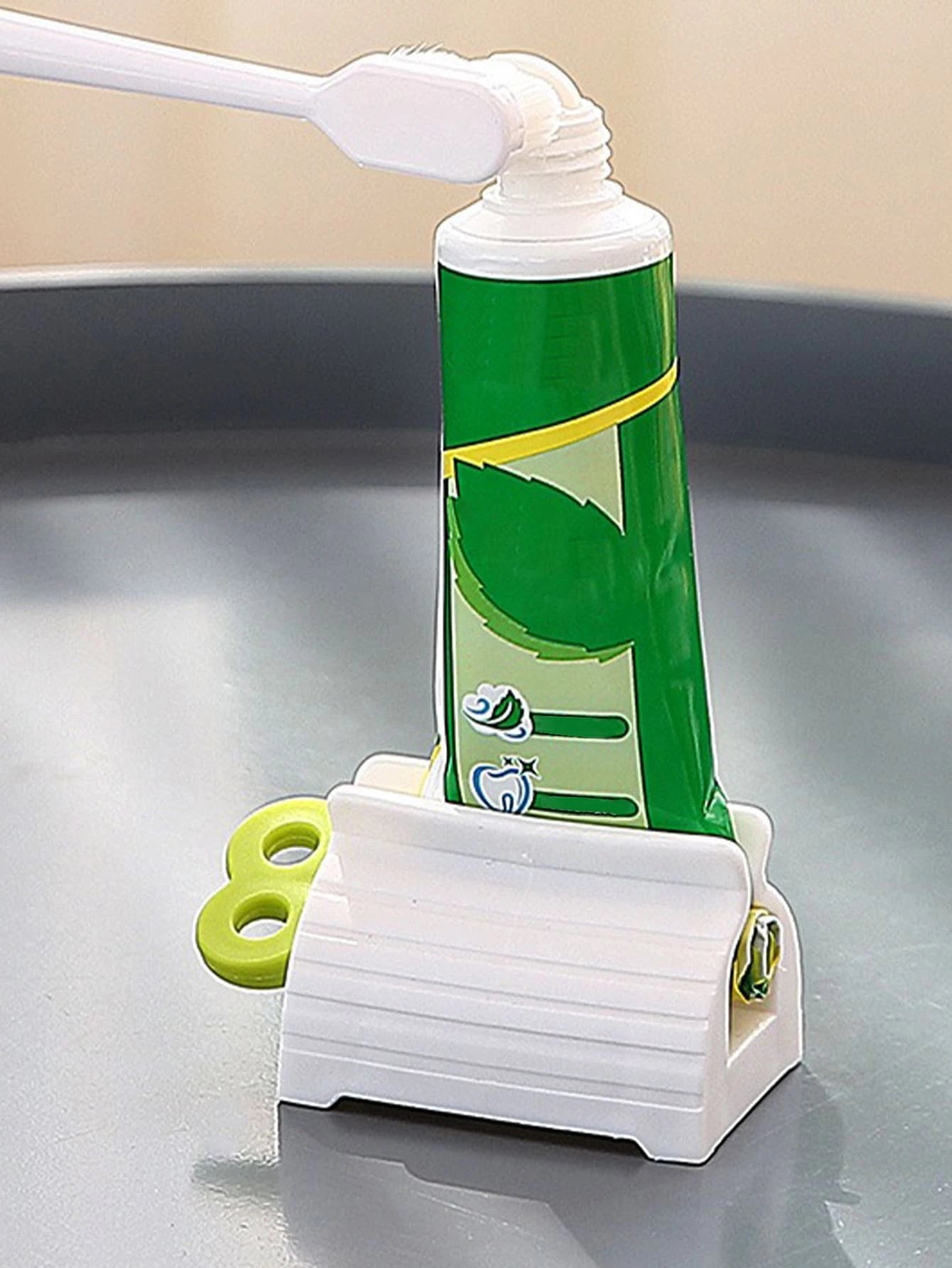 Random Color Toothpaste Squeezer